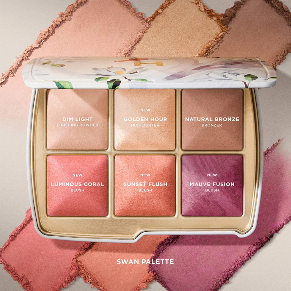 Hourglass Ambient Lighting Edit Holiday 2025 Palette  – Full-face glow palette