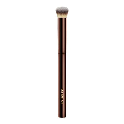 Hourglass Vanish™ Seamless Finish Concealer Brush – Precision tool for flawless concealer blending