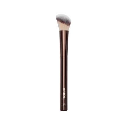 Hourglass No. 15 Blush Brush – Precision brush for liquid and cream blush