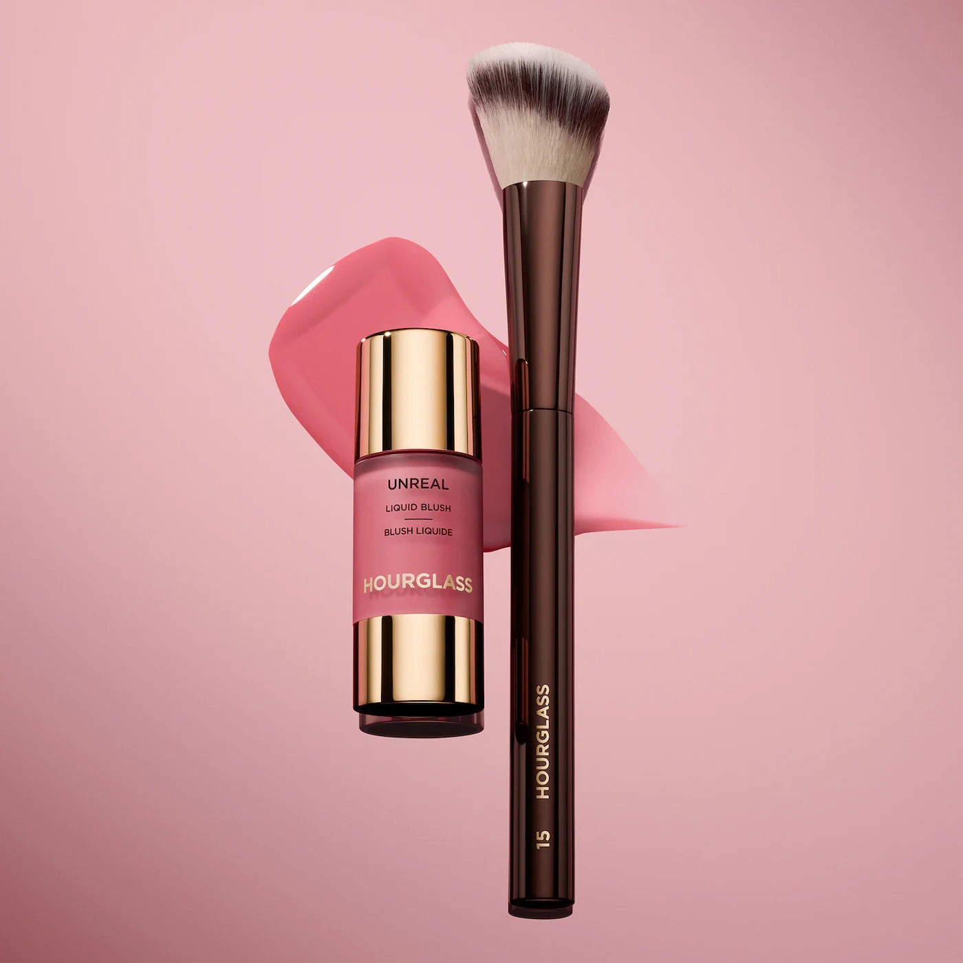 Hourglass No. 15 Blush Brush – Precision brush for liquid and cream blush