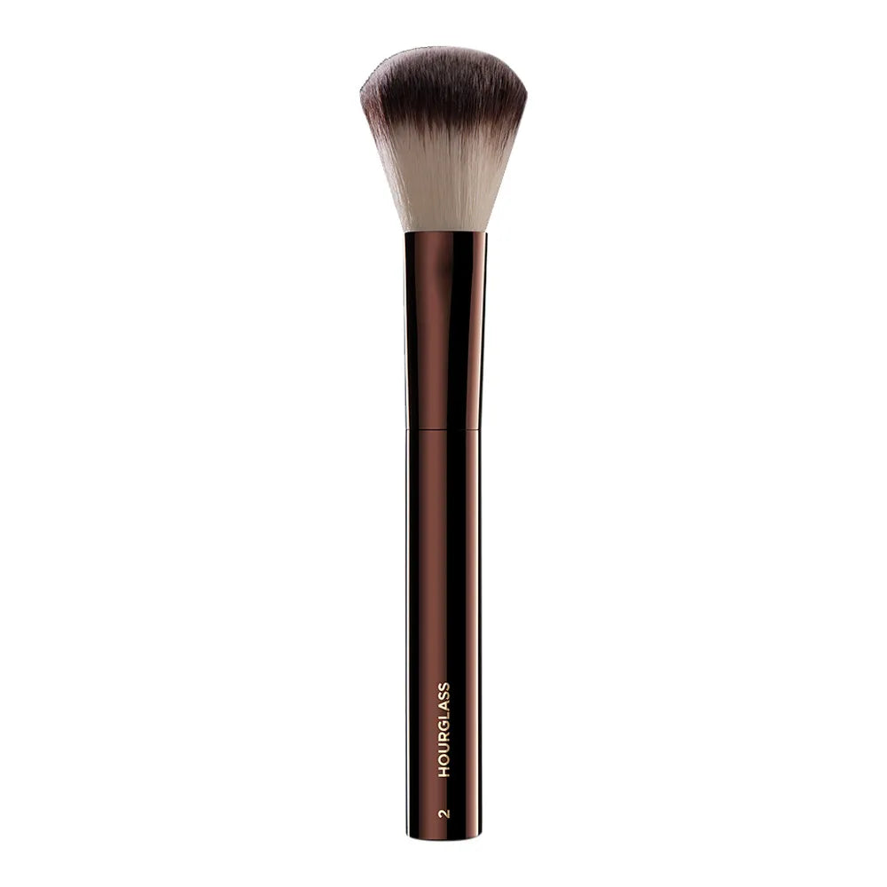Hourglass Nº 2 Foundation / Blush Brush – Versatile makeup brush