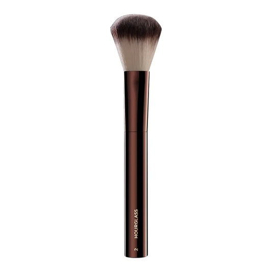 Hourglass Nº 2 Foundation / Blush Brush – Versatile makeup brush