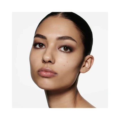 Victoria Beckham Eye Wardrobe Multi-Finish Eyeshadow Palette - Luxurious Matte, Shimmer & Metallic Shades for Stunning Eye Looks