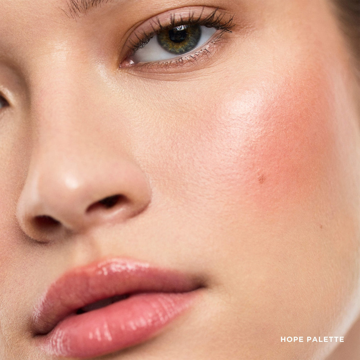 Hourglass Ambient Lighting Edit Unlocked Palette (Holiday 26' Edition)